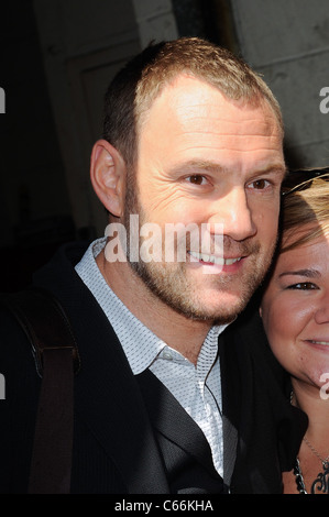 David Gray, quitte le 'Live With Regis and Kelly" enregistrement au Lincoln Center ABC Studios dehors et environ pour la célébrité CANDIDS Banque D'Images