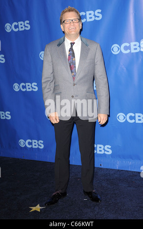 Drew Carey aux arrivées pour CBS Upfront Présentation pour l'automne 2011, la tente au Lincoln Center, New York, NY Le 18 mai 2011. Photo Banque D'Images