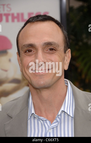 Pour des arrivées à Hank Azaria HOP Premiere, Universal CityWalk, Los Angeles, CA, 27 mars 2011. Photo par : Michael Germana/Everett Banque D'Images