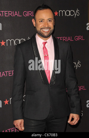 Nick à Verreos apparence en magasin pour Kelly Osbourne fait ses débuts en tant que nouveau visage de la Collection Material Girl, Beverly Center, Los Angeles, CA, le 24 mars 2011. Photo par : Dee Cercone/Everett Collection Banque D'Images