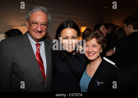 Walter Gaddy, Ann Curry, Judy Gaddy présents pour la 16e Conférence annuelle des titres NLGJA et têtes d'avantage, Mitchell Gold  + Bob Banque D'Images