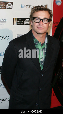Simon Baker à l'arrivée pour 2011 de l'Initiative Creative Coalition Spotlight Awards, TAO à l'ascenseur, Park City, UT, 24 Janvier Banque D'Images