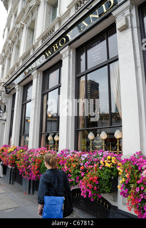 Barrowboy et banquier pub, London Bridge, Londres, Angleterre Banque D'Images