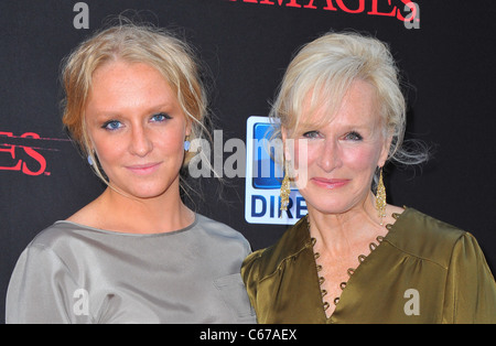 Annie Starke, Glenn Close aux arrivées de dommages-intérêts, la Premiere Saison 4 Paris Theatre, New York, NY Le 29 juin 2011. Photo par : Gregorio T. Binuya/Everett Collection Banque D'Images