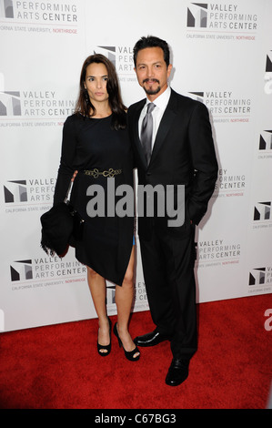 Talisa Soto, Benjamin Bratt au Gala d'Ouverture pour des arrivées pour la vallée Performing Arts Center, Centre des arts de la vallée, Northridge, CA le 29 janvier 2011. Photo par : Sara Cozolino/Everett Collection Banque D'Images