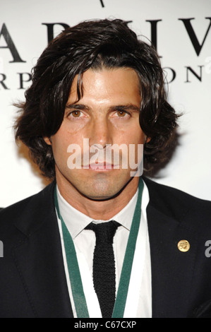 Ignacio Nacho Figueras aux arrivées pour 25e Annual Great Legends Sports Dîner, hôtel Waldorf-Astoria, à New York, NY Le 27 septembre 2010. Photo par : William D. Bird/Everett Collection Banque D'Images