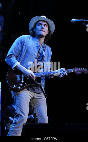 John Mayer a été enregistrée pour 2011 Tiger Jam, Mandalay Bay Events Center, Las Vegas, NV le 30 avril 2011. Photo par : MORA/Everett Collection Banque D'Images