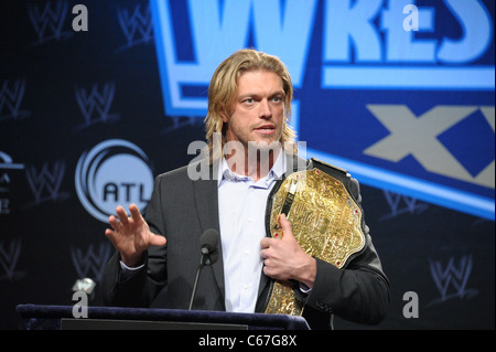 En présence de pointe pour WRESTLEMANIA XXVII Conférence de presse, Hard Rock Café, New York, NY Le 30 mars 2011. Photo par : Rob riche/Everett Collection Banque D'Images