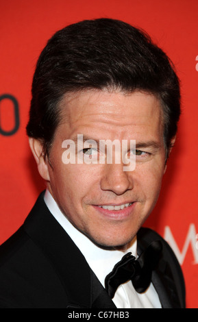 Mark Wahlberg à temps pour des arrivées 100 GALA, Frederick P. Rose Hall - Jazz at Lincoln Center, New York, NY Le 26 avril 2011. Photo par : Desiree Navarro/Everett Collection Banque D'Images