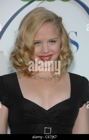 Sofia Vassilieva aux arrivées pour CBS, The CW et Showtime TCA Summer