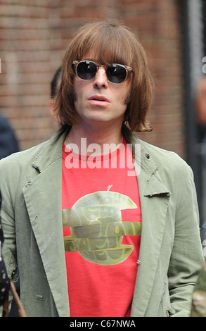 Liam Gallagher en apparence pour le talk show Late Show with David Letterman - WED, Ed Sullivan Theater, New York, NY, le 22 juin Banque D'Images