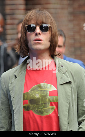 Liam Gallagher en apparence pour le talk show Late Show with David Letterman - WED, Ed Sullivan Theater, New York, NY, le 22 juin Banque D'Images