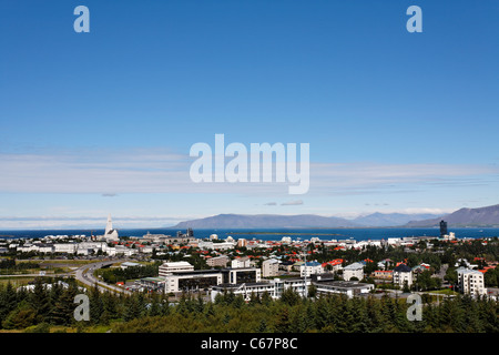 Vue depuis Perlan sur la ville de Reykjavik, Islande Banque D'Images