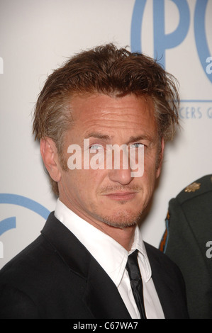 Sean Penn aux arrivées à la 22e PGA Producteurs Guild of America Awards, Beverly Hilton Hotel, Los Angeles, CA, 22 janvier 2011. Photo par : Michael Germana/Everett Collection Banque D'Images
