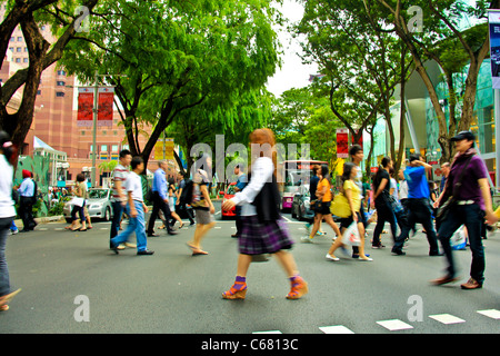 Les plus populaires et les plus achalandés en route de Singapour, Orchard Road durant les heures de pointe Banque D'Images