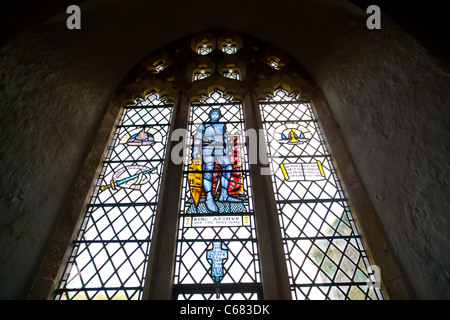 Vitrail représentant le roi Arthur dans l'église de Saint Nectan, près de Hartland, dans le Nord du Devon UK Banque D'Images