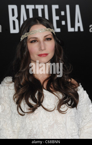 Heather McComb aux arrivées de Battle : LOS ANGELES Premiere, Regency Village Theatre, Los Angeles, CA 8 mars 2011. Photo par : Elizabeth Goodenough/Everett Collection Banque D'Images