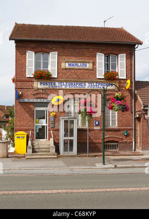 La Poste attrayant, bureau de poste à Warluis près de Beauvais, France, Europe. Banque D'Images