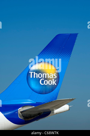 Queue et logo sur un avion Thomas Cook Banque D'Images