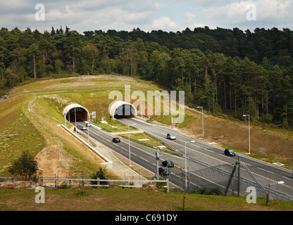 L'achevé et l'exécution de l'extrémité sud de l'A3 tunnel de Hindhead. Août 2011. Banque D'Images