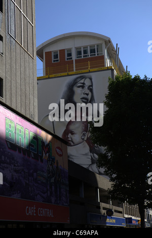 Bristol, Angleterre street art festival Grafetti, paysage urbain Banque D'Images