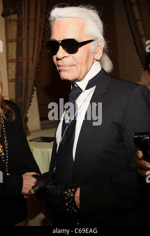 Karl Lagerfeld présente à l'Gordon Parks Foundation Awards Dinner and Auction, Gotham Hall, New York, NY 1 juin 2011. Banque D'Images