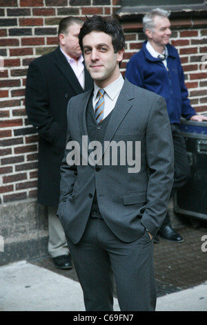 B.J. Novak à talk show de comparution dans le Late Show with David Letterman - TUE, Ed Sullivan Theater, New York, NY 1 Mars, 2011. Photo par : Rob Kim/Everett Collection Banque D'Images