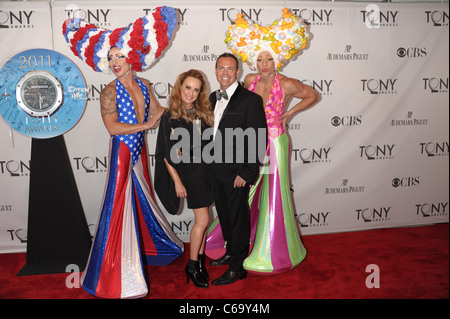 Priscilla Queen of the Desert au hall des arrivées pour l'American Theatre Wing's 65e Antoinette Perry Tony Awards - Arrivals Pt 2, Banque D'Images