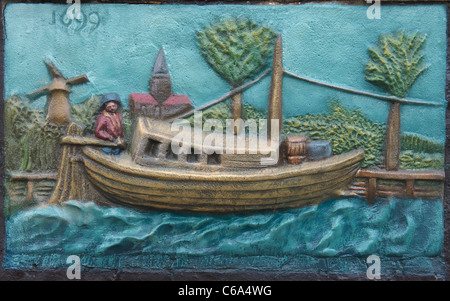 Plaque murale d'Amsterdam - canal Barge Banque D'Images