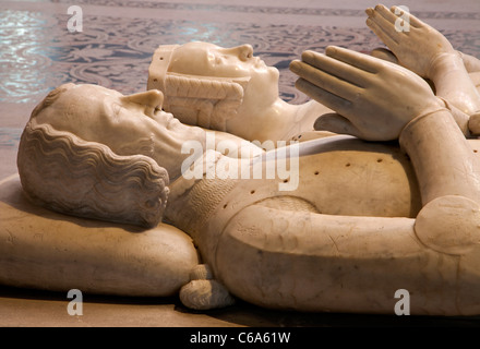 Paris - Tombeau de Saint Denis cathédrale gothique Banque D'Images