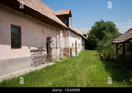 Ancienne maison de village forme milieu Slovaquie Banque D'Images