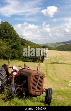 Tracteur Massey Ferguson 35 Rusty Banque D'Images