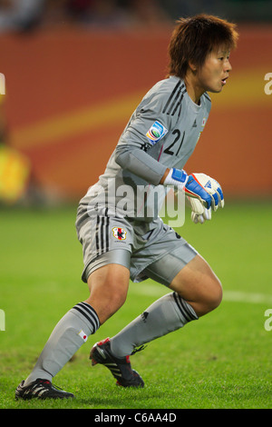 Le Japon Ayumi Kaihori gardien en action au cours d'une Coupe du Monde féminine de la fifa football match quart de finale contre l'Allemagne le 9 juillet 2011. Banque D'Images