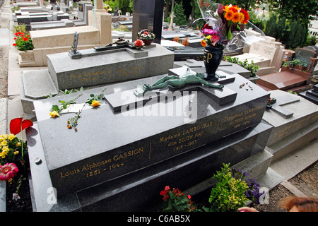 Tombe d'Édith Piaf au cimetière du Père-Lachaise à Paris, France Banque D'Images
