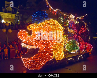 Flotte dans la Parade électrique, Disney World, en Floride, aux États-Unis. Banque D'Images