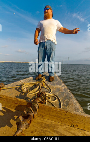 Les pêcheurs d'huîtres travaillant dans la baie d'Apalachicola. Banque D'Images