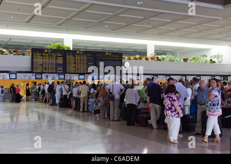 Thompson - Compagnies aériennes l'aéroport de Lanzarote - Canaries - Espagne Banque D'Images