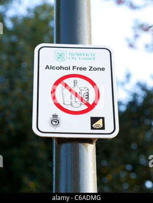 Zone sans alcool sign in Norwich, UK Banque D'Images