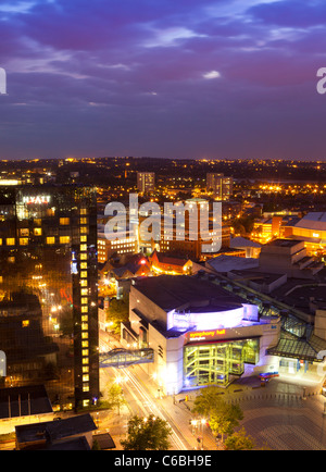Rues de la région de Broad Street, Birmingham district la nuit, England, UK Banque D'Images