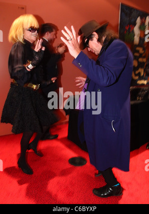 Udo Lindenberg, la société Hedwig Elisabeth Henkel à la première de la comédie musicale "Wicked - Die Hexen von Oz' au Metronom Banque D'Images