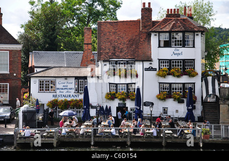 18th Century The Angel on the Bridge Pub, Hart Street, Henley-on-Thames, Oxfordshire, Angleterre, Royaume-Uni Banque D'Images