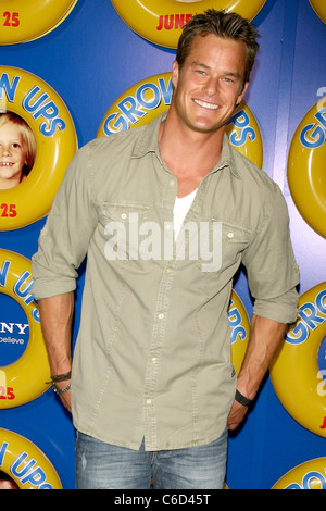 Alec Musser New York premiere de 'grands' au Ziegfeld Theatre - Arrivées New York City, USA - 23.06.10 Banque D'Images