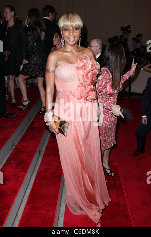 Mary J. Blige le Costume Institute Gala bénéfice pour célébrer l'ouverture de la 'femme américaine : la structuration d'un programme national Banque D'Images