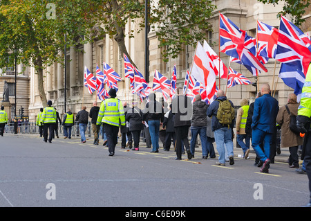 La manifestation dans la rue White Hall à Londres Banque D'Images