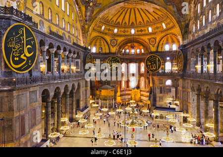 La Turquie, Istanbul, l'intérieur de la mosquée Sainte Sophie Banque D'Images