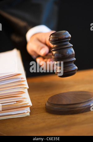 La juge gavel, close-up Banque D'Images