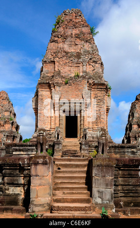 Neak Pean temple complexe construit sur une île artificielle au Preah Khan Baray, Cambodge Banque D'Images