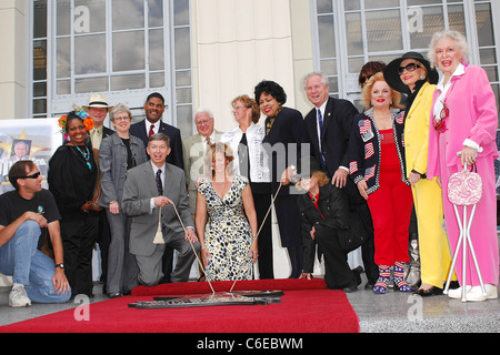 Leron Gubler, Betsy Burleson, Judy Price, Diane Watson, Tom Labonge, Carol Connors, Ann Rutherford, Ann Jeffreys et amis Banque D'Images