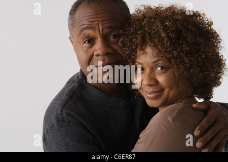Portrait of mature couple, studio shot Banque D'Images