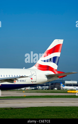 Queue d'un avion de British Airways montrant leur logo Banque D'Images